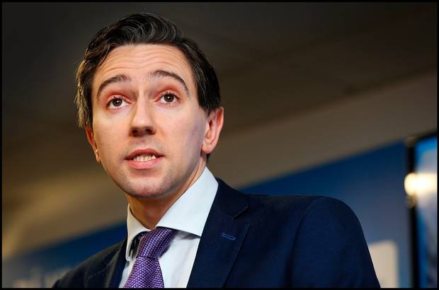 Minister wants to make vaccines the law