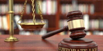 How To Break Into Top US Law Firms In 2022